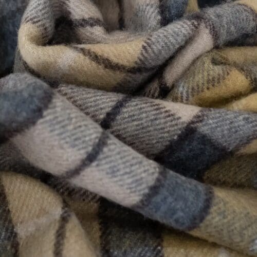 kniedeken in naturel kleuren