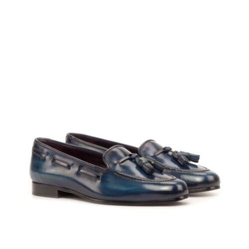 donkerblauw handgevormd patina slippers met kwastjes