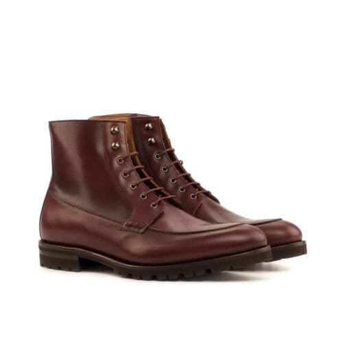 mocassin laars in burgundy kalfsleer met commandozool
