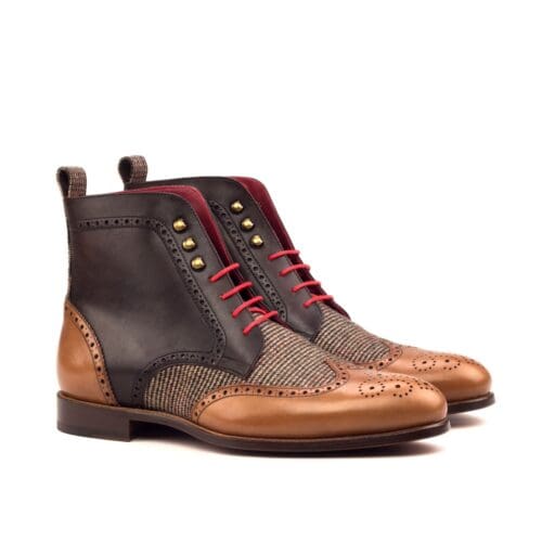 wingtip brogue in medium bruin kalfsleer en bruine tweed