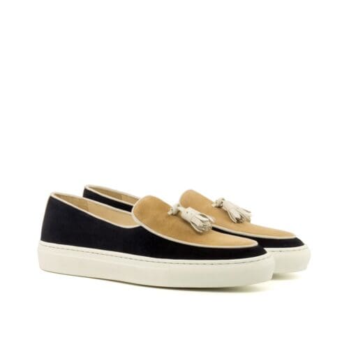 sneaker lofer in camel en navy suede