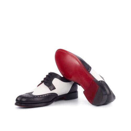 Zwart met witte Epson Derby veterschoenen met rode zool