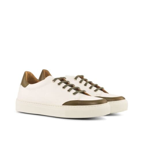 lage dames sneaker in wit en olijf kleurig kalfsleer